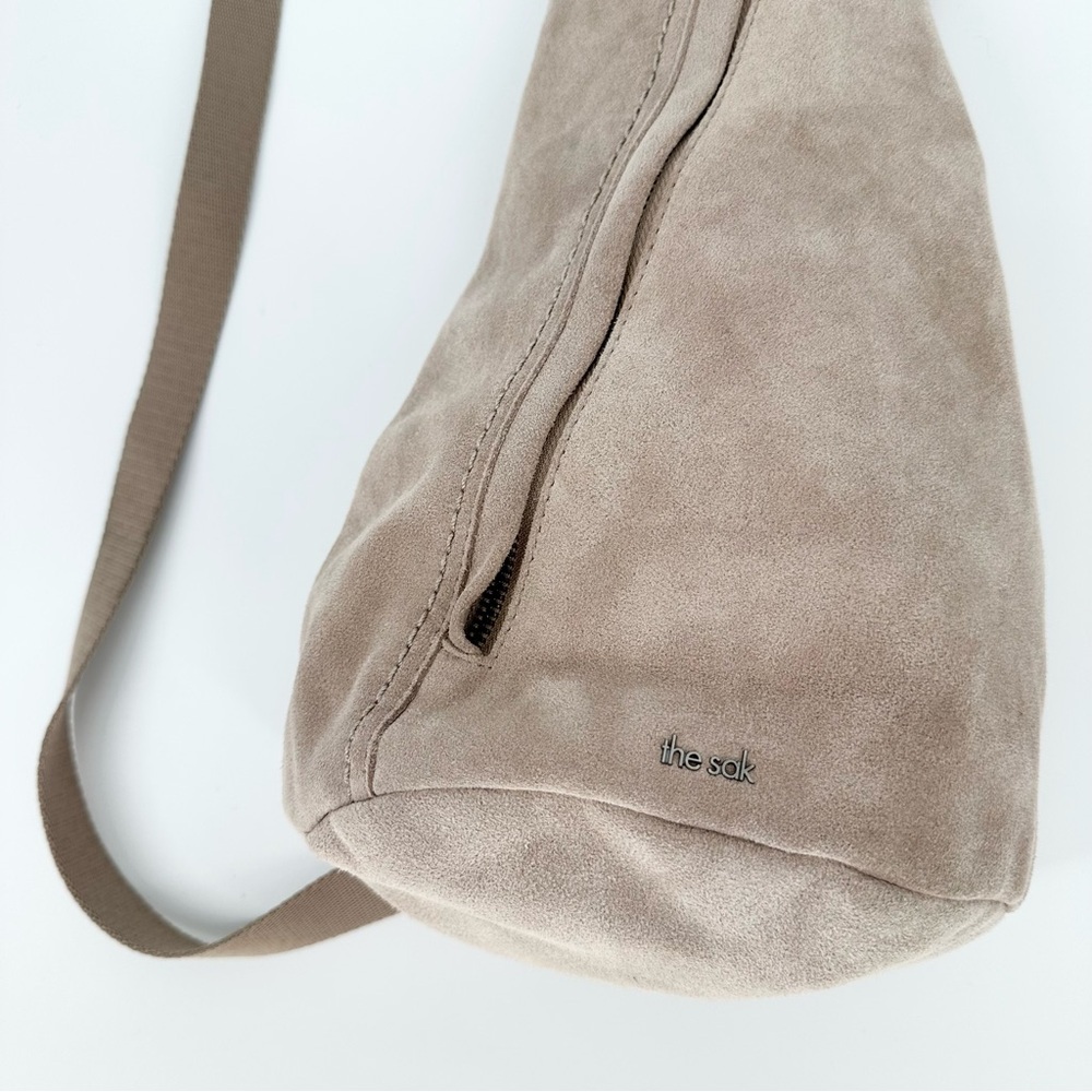 The San Geo Sling Backpack Suede Leather - Picture 3 of 13